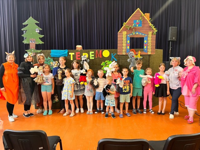 Istras KN leļļu teātris " Teremok "(vad. J. Kreminska) ciemojas Blontu KN....2025